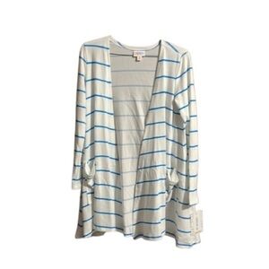 #419 NWT Lularoe Caroline XSmall is an A-line cardigan that’s mid-thigh length